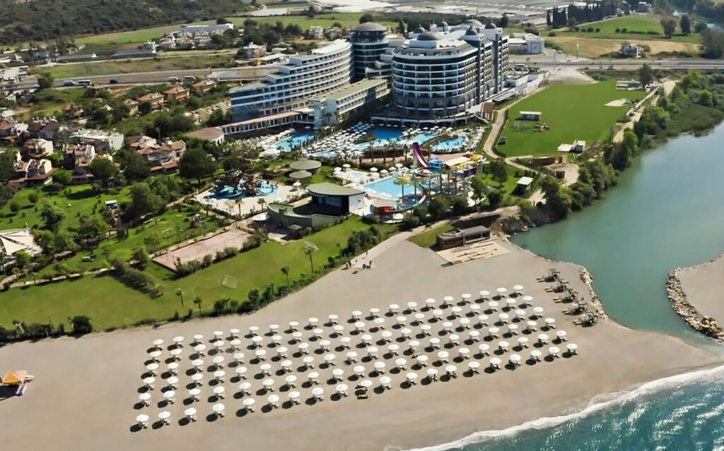 How to Find Last-Minute Hotel Deals