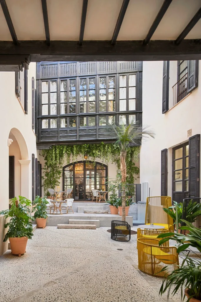 How to Plan a Staycation at a Local Hotel